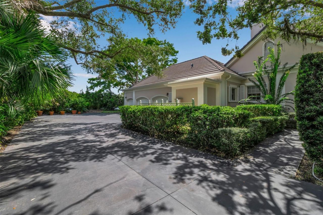 101 Osprey Point Drive, Osprey, FL 34229 Photo