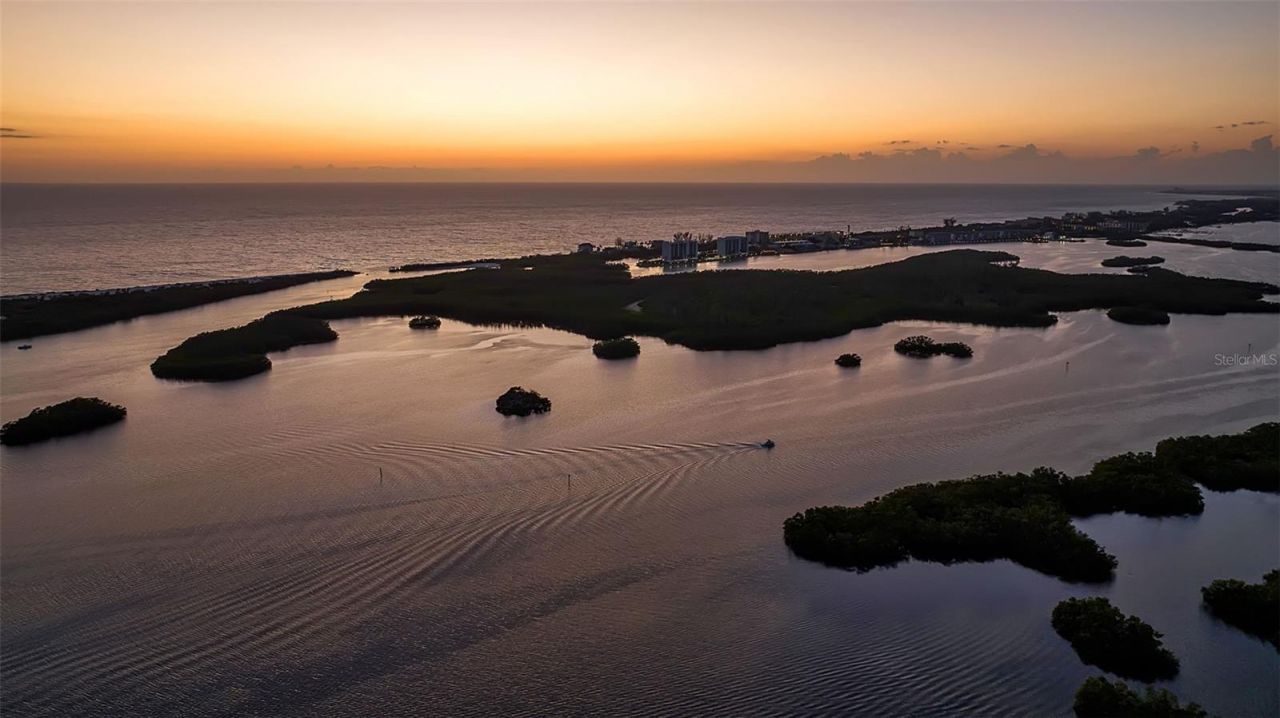 101 Osprey Point Drive, Osprey, FL 34229 Photo