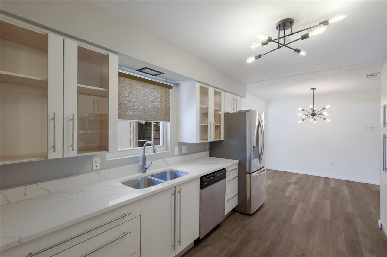 2654 Grand Cayman Street, Sarasota, FL 34231 Photo