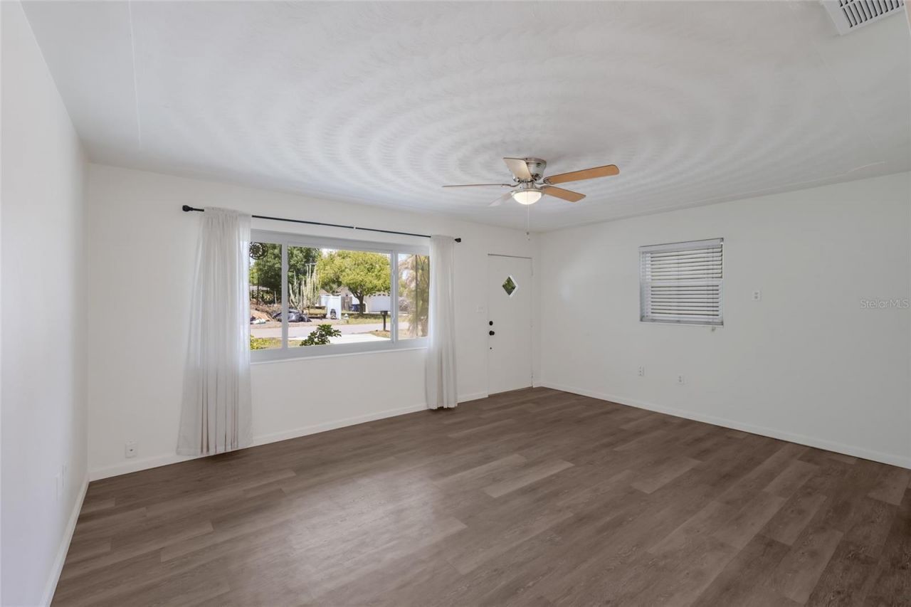 2654 Grand Cayman Street, Sarasota, FL 34231 Photo