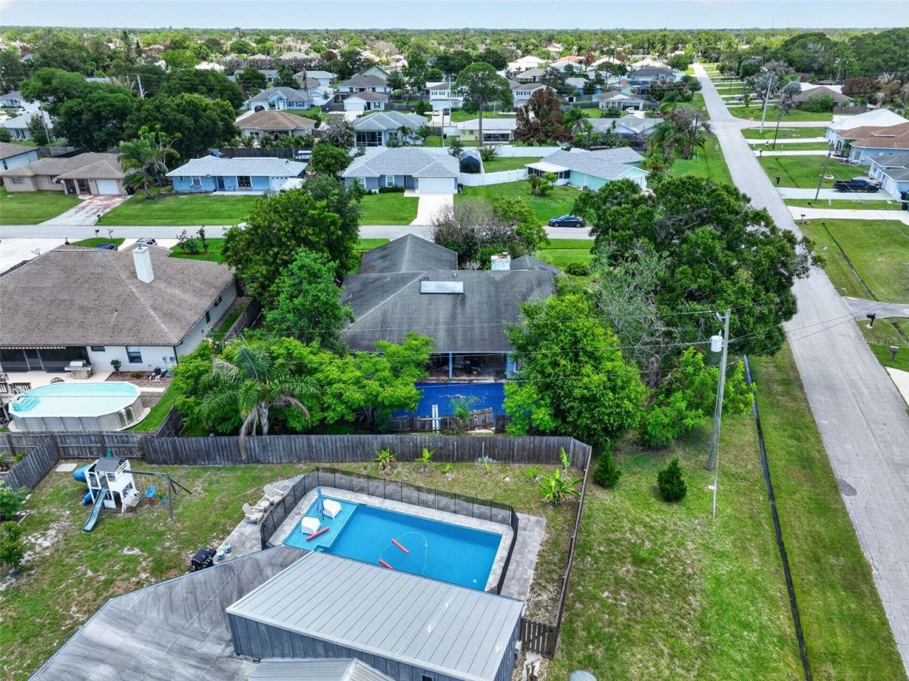 674 SE Starfish Avenue, Port Saint Lucie, FL 34983 Photo