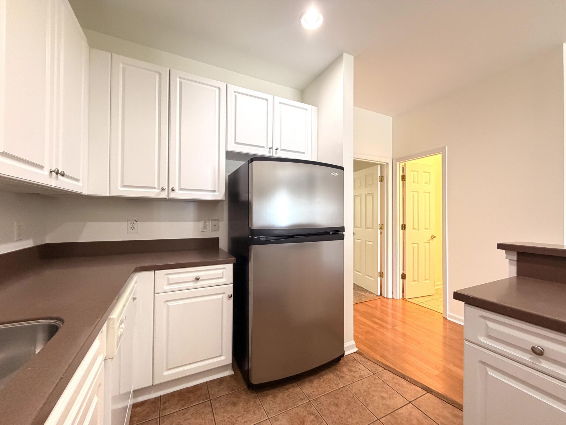 4105 Perrine Street Photo 6