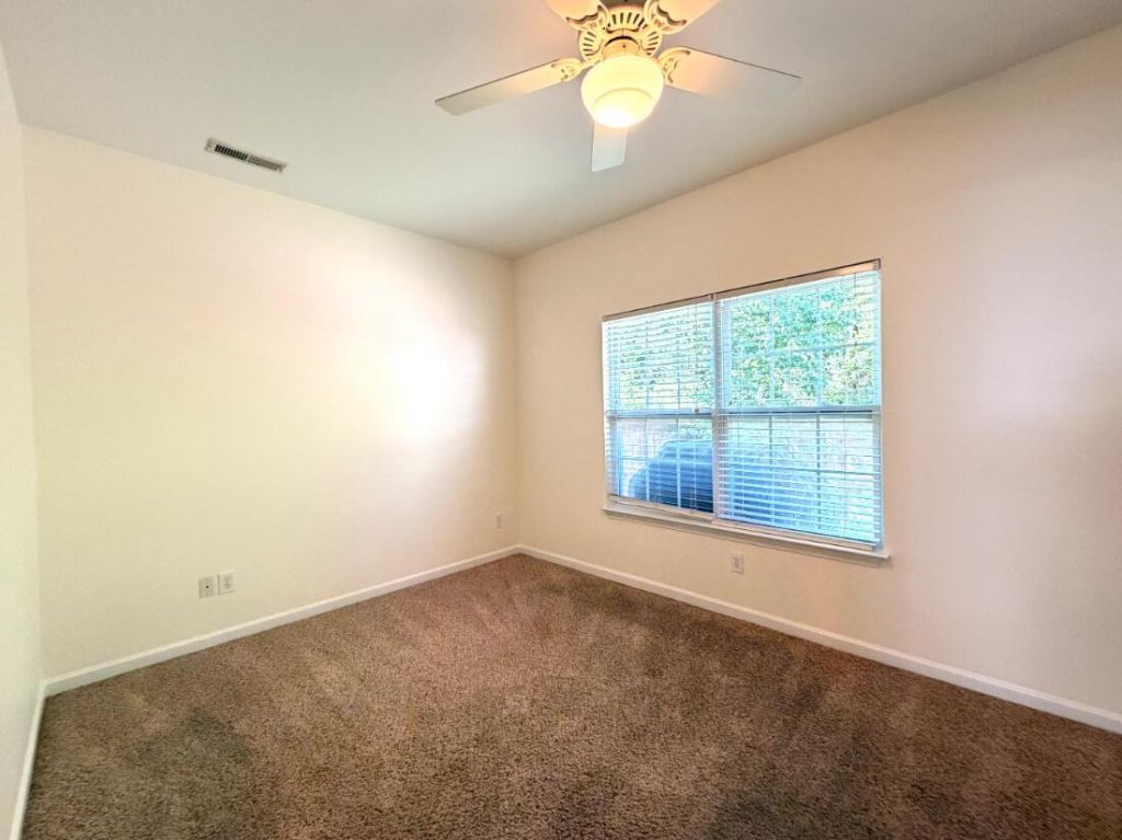 4105 Perrine Street Photo 8