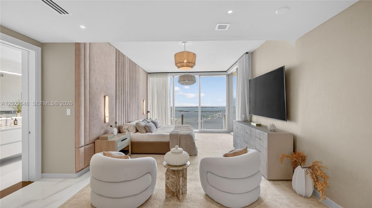 300 Biscayne Blvd Way , Unit 3604, Miami, FL 33131 Photo