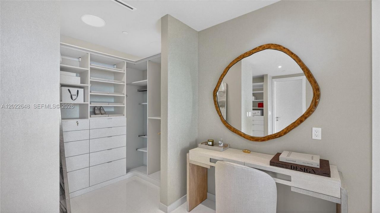 300 Biscayne Blvd Way , Unit 3604, Miami, FL 33131 Photo