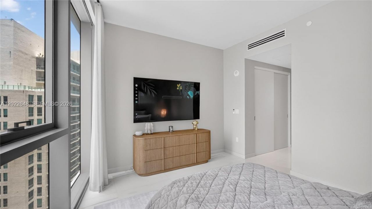 300 Biscayne Blvd Way , Unit 3604, Miami, FL 33131 Photo
