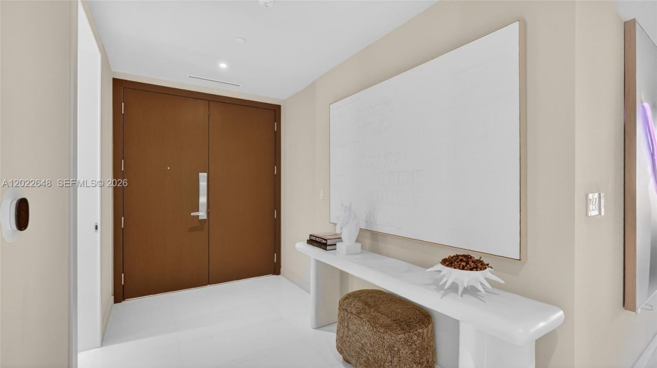 300 Biscayne Blvd Way , Unit 3604, Miami, FL 33131 Photo