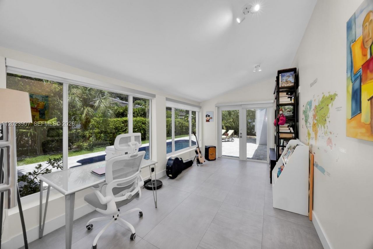 6610 Santona St, Coral Gables, FL 33146 Photo