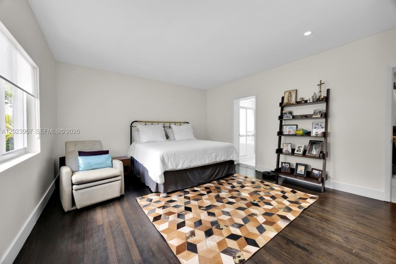 6610 Santona St, Coral Gables, FL 33146 Photo