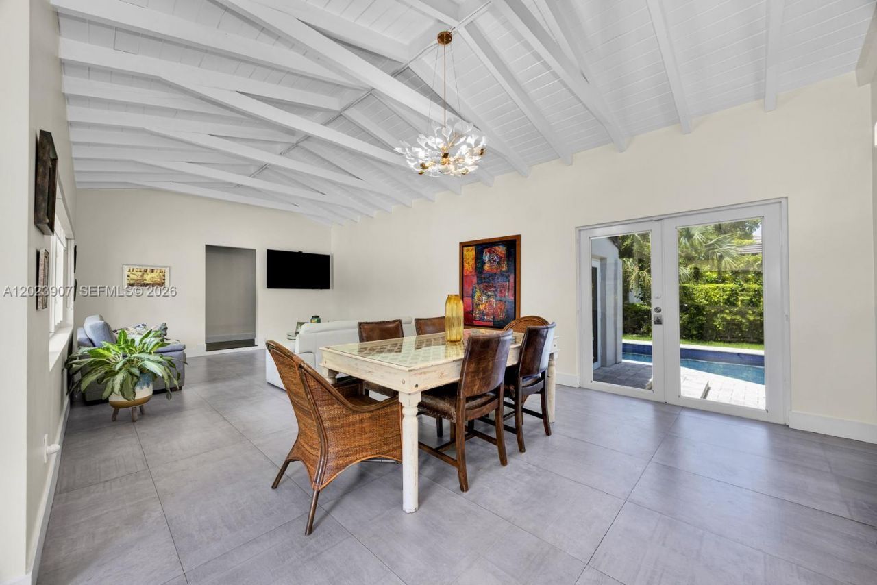6610 Santona St, Coral Gables, FL 33146 Photo
