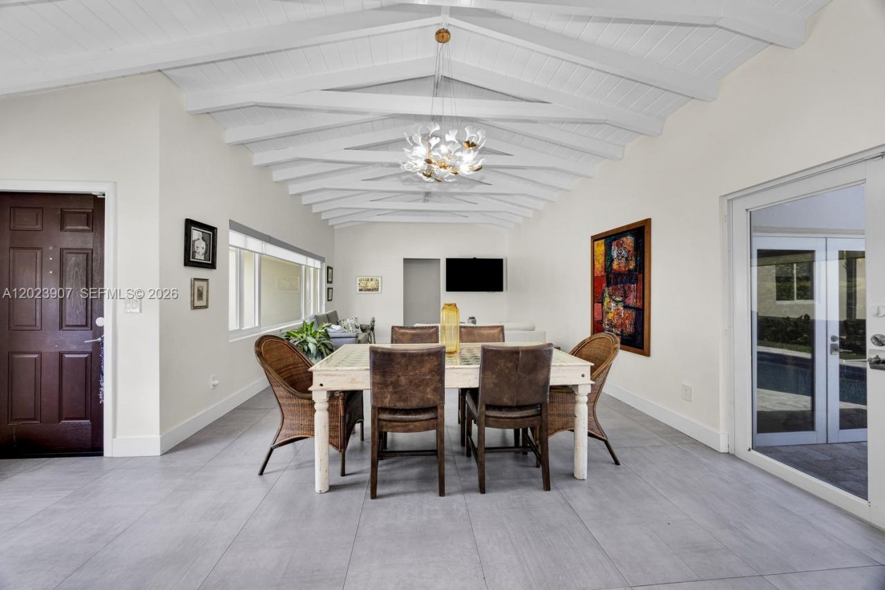 6610 Santona St, Coral Gables, FL 33146 Photo