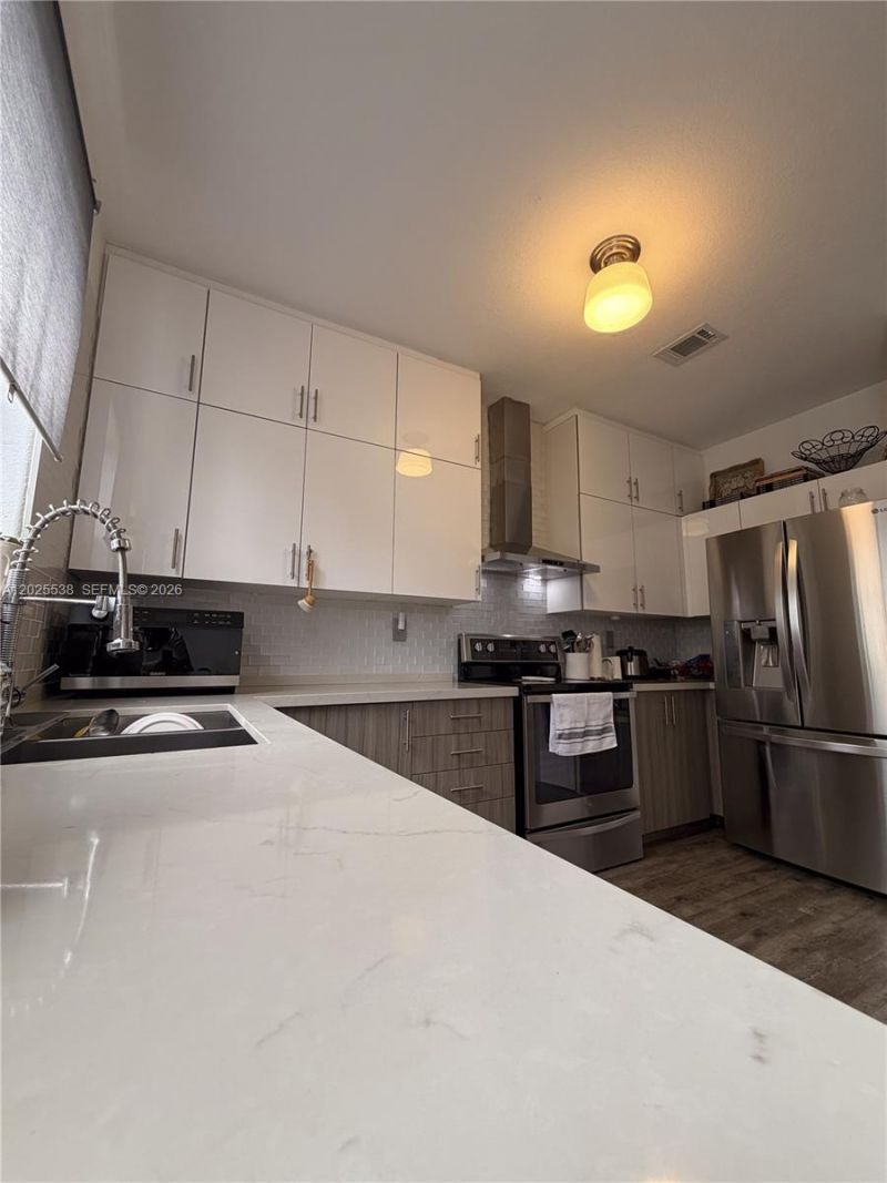 5420 NW 107th Ave, Unit 303, Doral, FL 33178 Photo