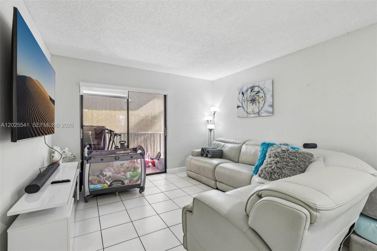 6041 W 24th Ave, Unit B-103, Hialeah, FL 33016 Photo