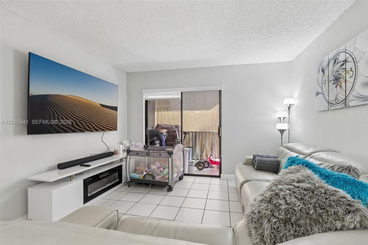 6041 W 24th Ave, Unit B-103, Hialeah, FL 33016 Photo