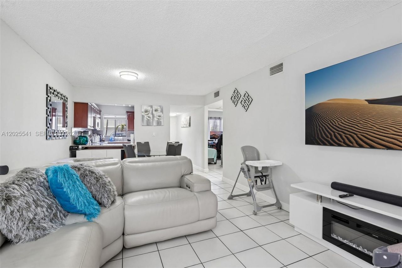 6041 W 24th Ave, Unit B-103, Hialeah, FL 33016 Photo