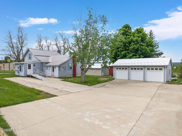 4081 New York 30, Esperance, NY 12066