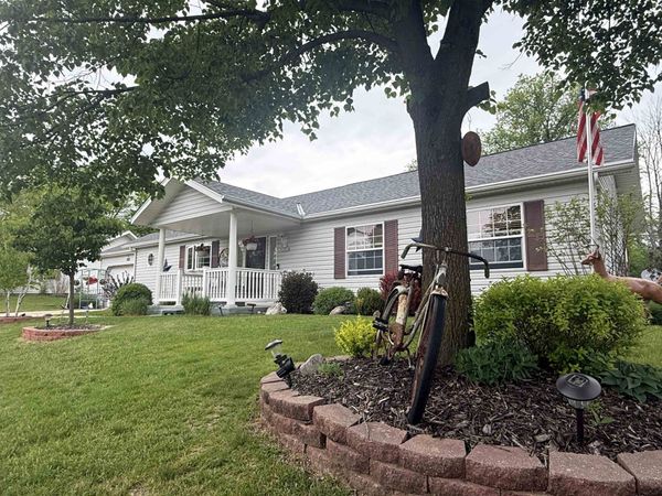 N115W20978 Brookside Drive, Germantown, WI 53022