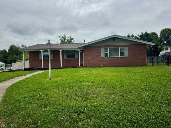 5404 10th Avenue, Vienna, WV 26105