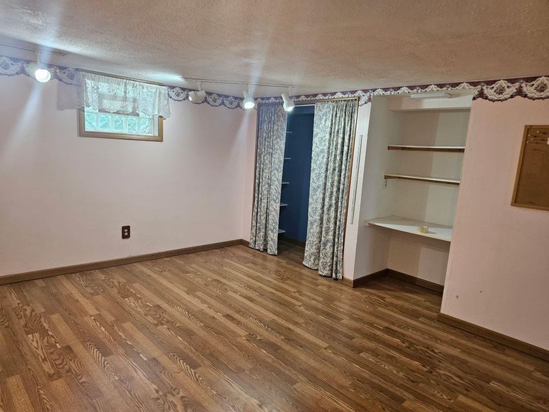 111 N Church Street, New Carlisle, OH 45344 Photo 32