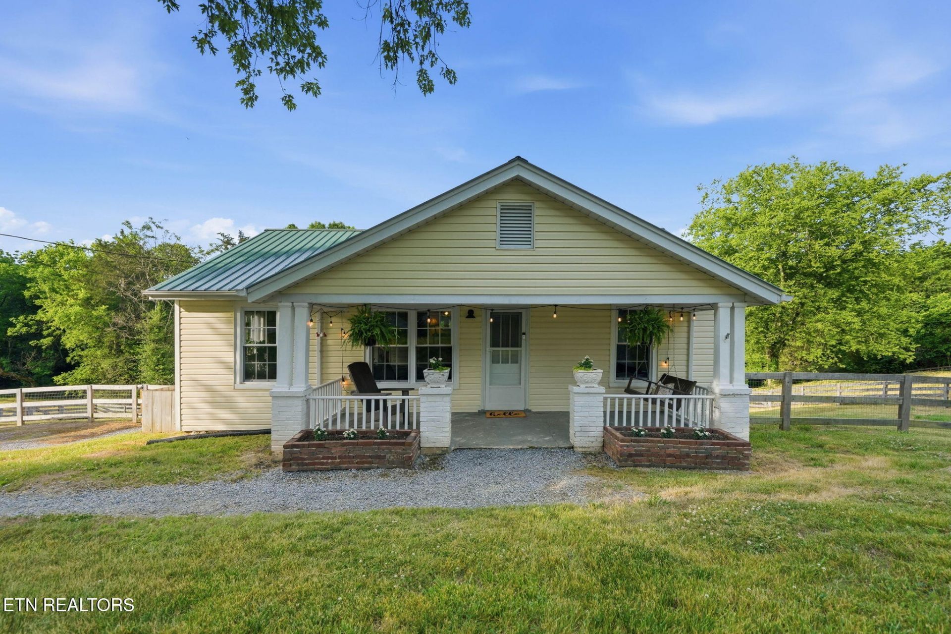 1276 Indian Ridge Rd, Blaine, TN 37709 Main Photo