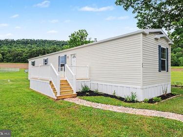 66 KIP ROAD , HALIFAX, PA 17032