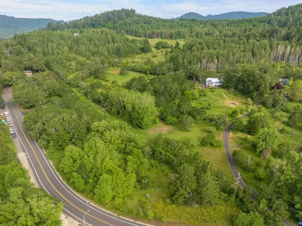 3230 NW 60th St, Corvallis, OR 97330