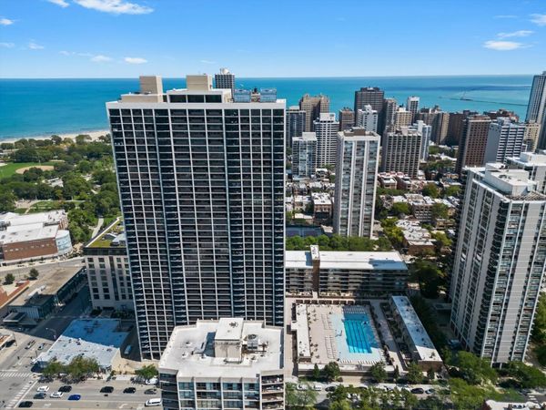 1560 N SANDBURG Terrace , Unit 2708J, Chicago, IL 60610