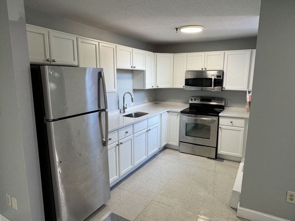 46 Amesbury, Unit 3A, Lawrence, MA 01840