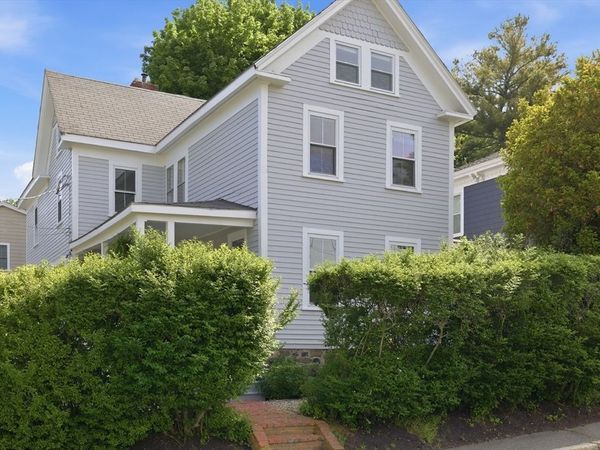 55 Lincoln Avenue, Marblehead, MA 01945