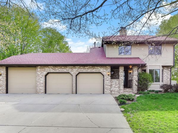 2133 Trumble Court, Chaska, MN 55318