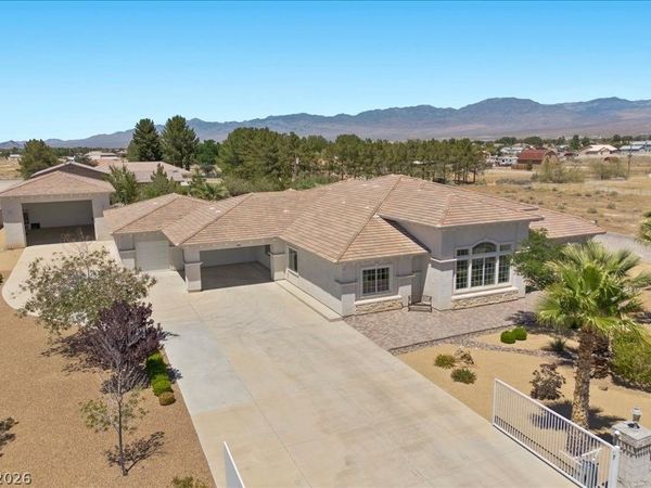 1050 W Amarillo Avenue, Pahrump, NV 89048