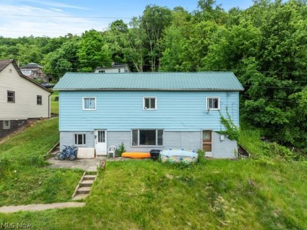 56390 Boyd Avenue , Bridgeport, OH 43912