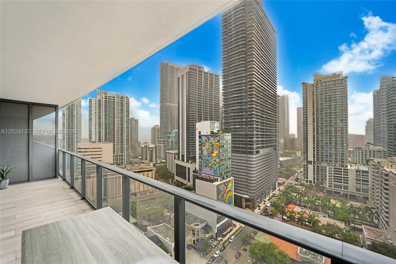 45 SW 9 St , Unit 1905, Miami, FL 33130 Photo