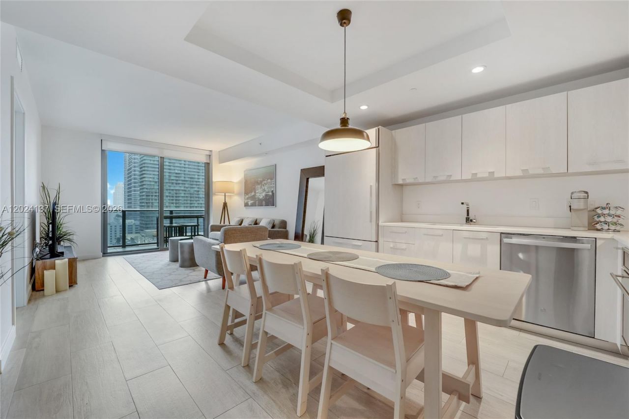 45 SW 9 St , Unit 1905, Miami, FL 33130 Photo