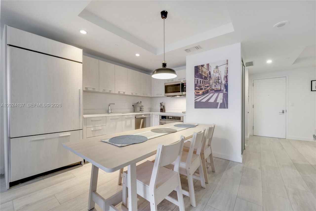45 SW 9 St , Unit 1905, Miami, FL 33130 Photo