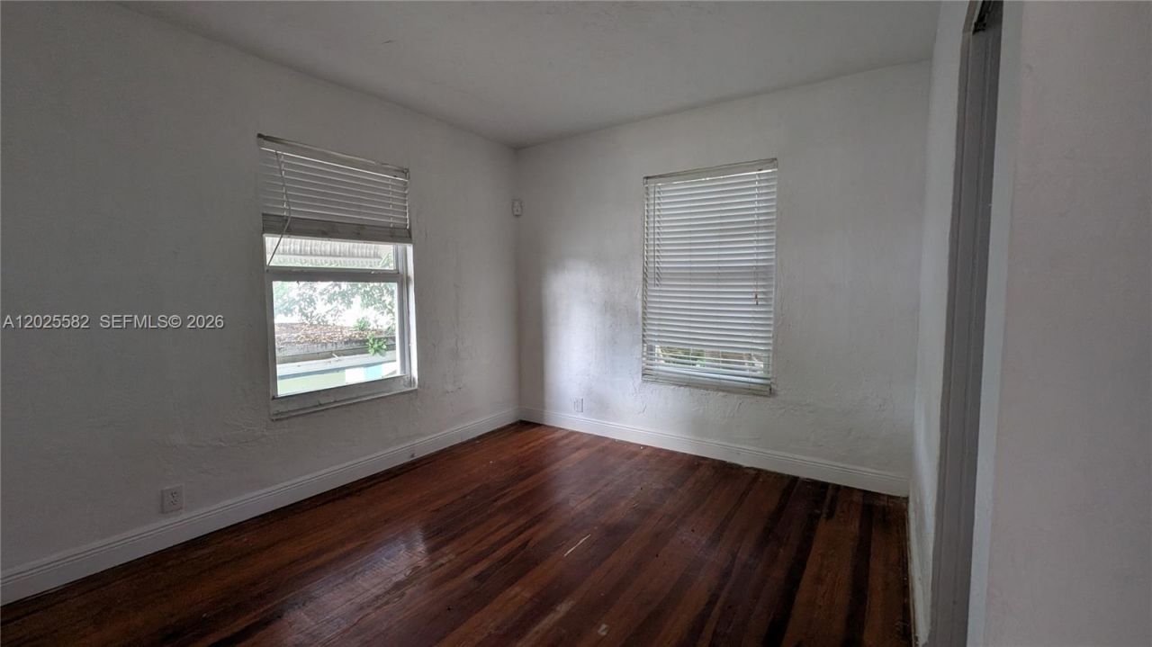 708 NE 4th St , Unit 2, Hallandale Beach, FL 33009 Photo