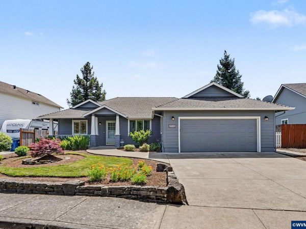 730 Meadowbrook Ln, Stayton, OR 97383