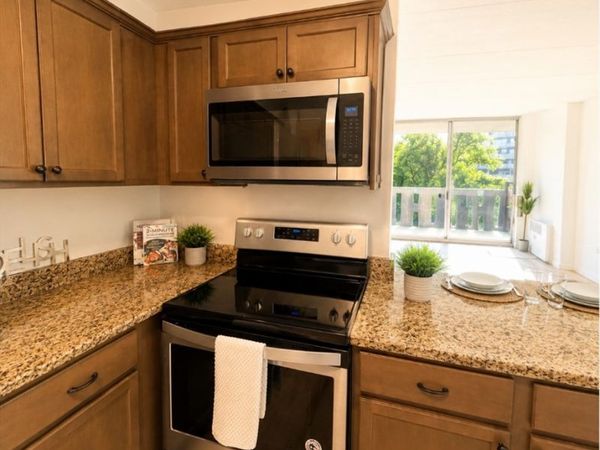 200 Swanton St, Unit 303, Winchester, MA 01890