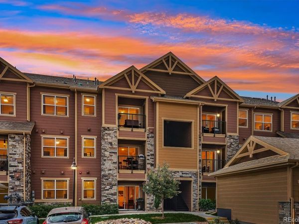 9962 W Victoria Place, Unit 301, Littleton, CO 80127