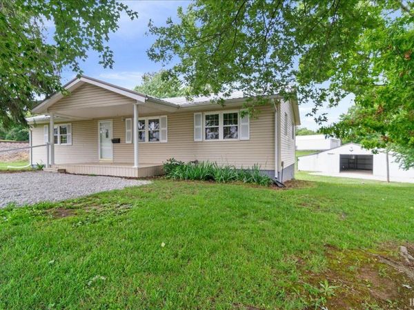1271 S 950 E, Oakland City, IN 47660