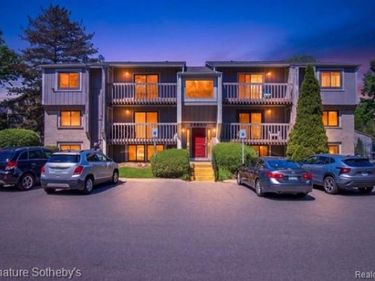 29850 W 12 Mile Road, Farmington Hills, MI 48334