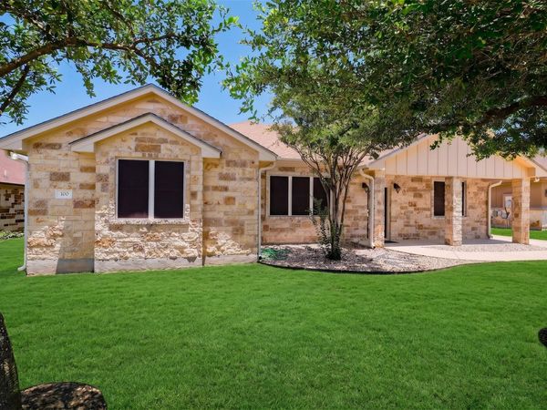 100 Magan LN, Jarrell, TX 76537