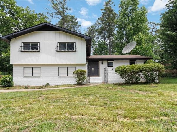 3455 Ravenwood Drive, Atlanta, GA 30349