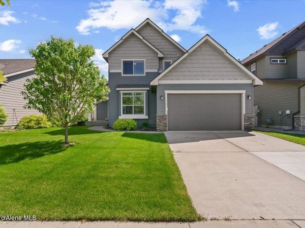 4808 E Alopex LN, Post Falls, ID 83854