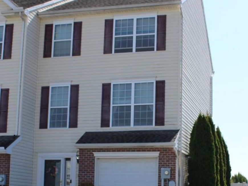 1242 Ledge Drive, York, PA 17408 Main Photo