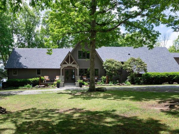 1517 Laurel Lake Dr Drive, Monteagle, TN 37356