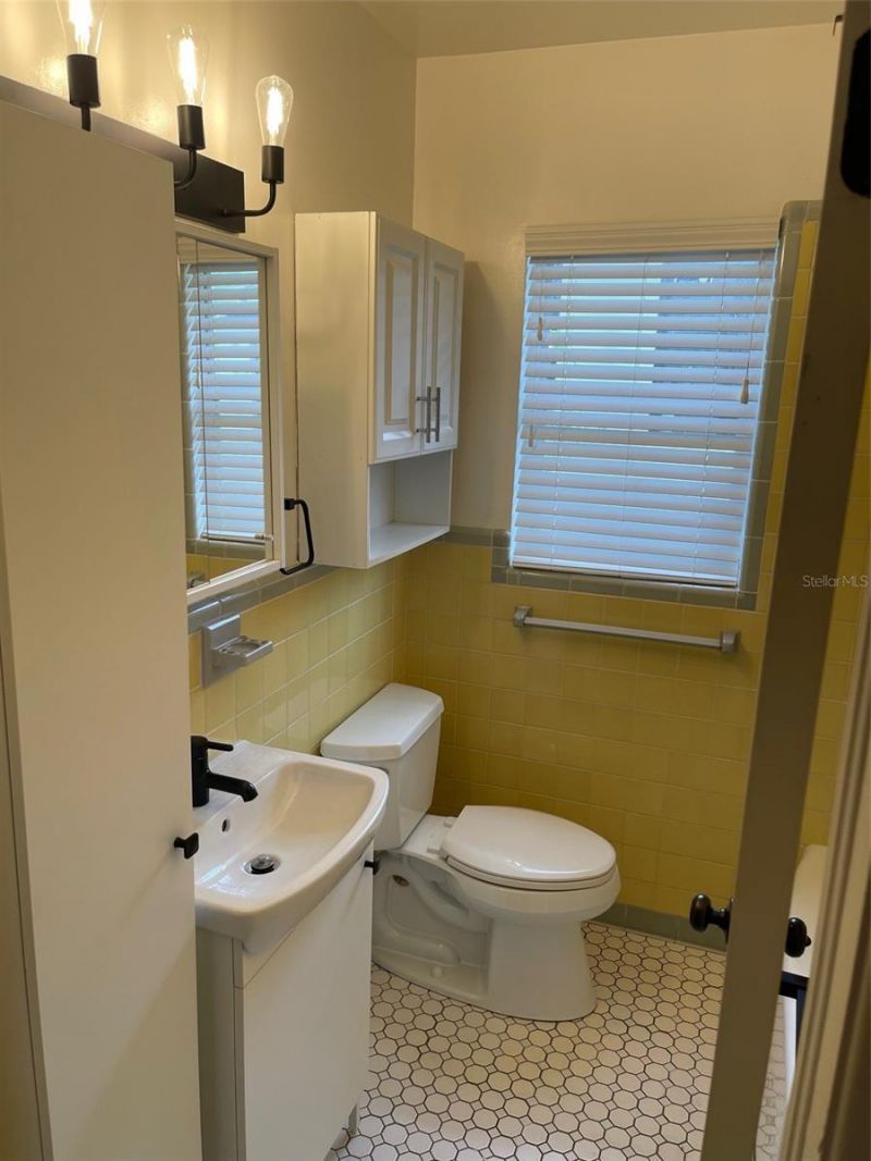 2165 Sunnyside Lane, Sarasota, FL 34239 Photo