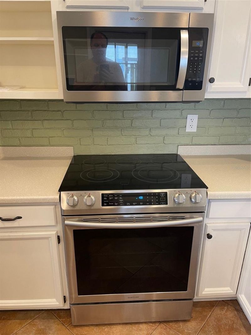 2165 Sunnyside Lane, Sarasota, FL 34239 Photo