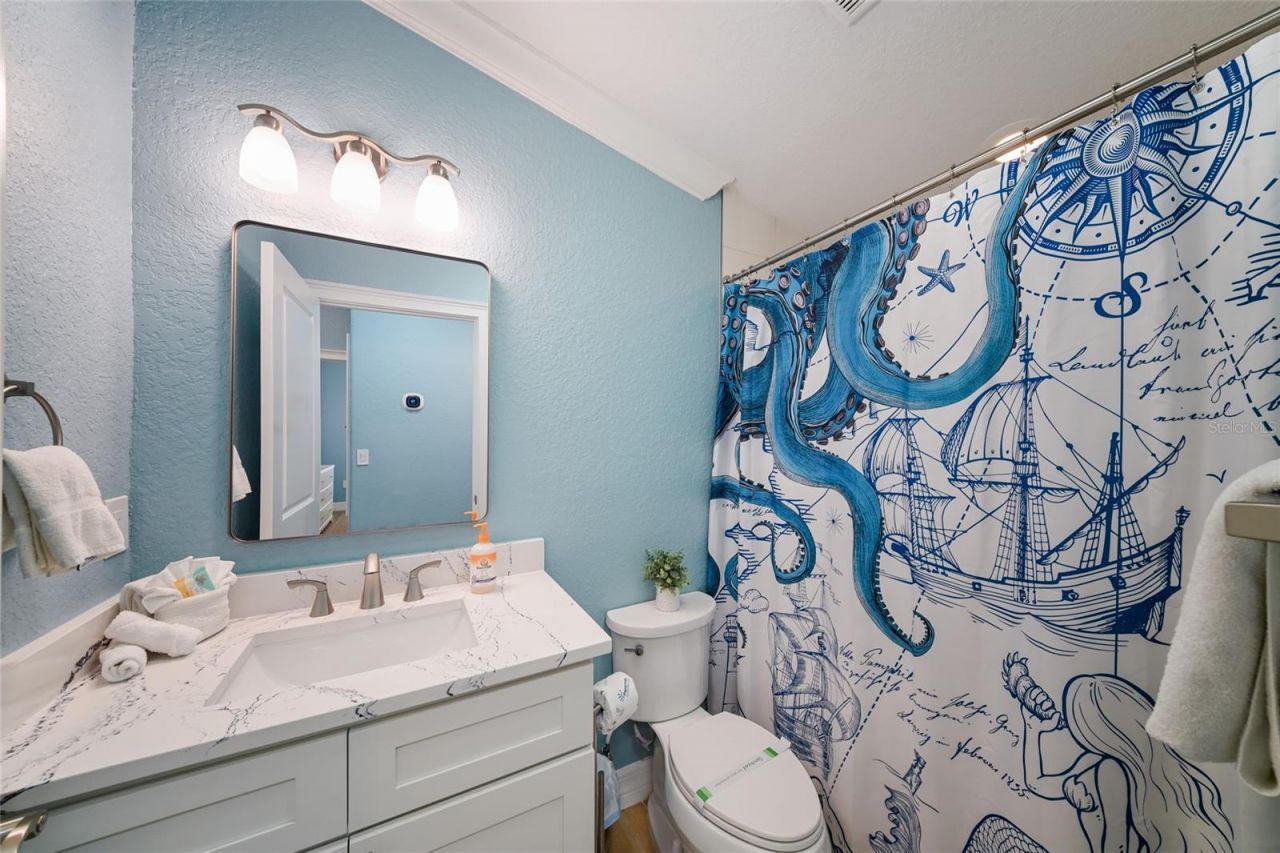 324 64th Street, Holmes Beach, FL 34217 Photo