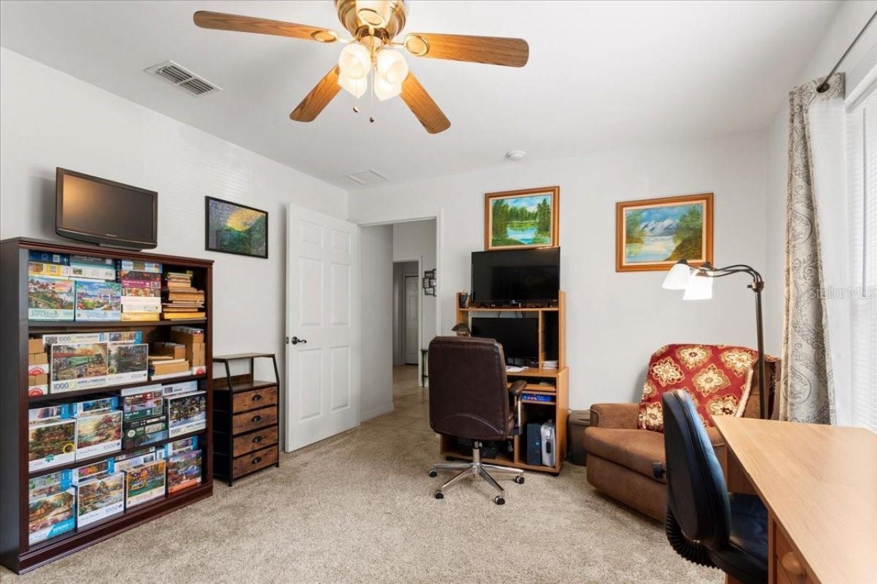 569 NW 40th Avenue, Bell, FL 32619 Photo